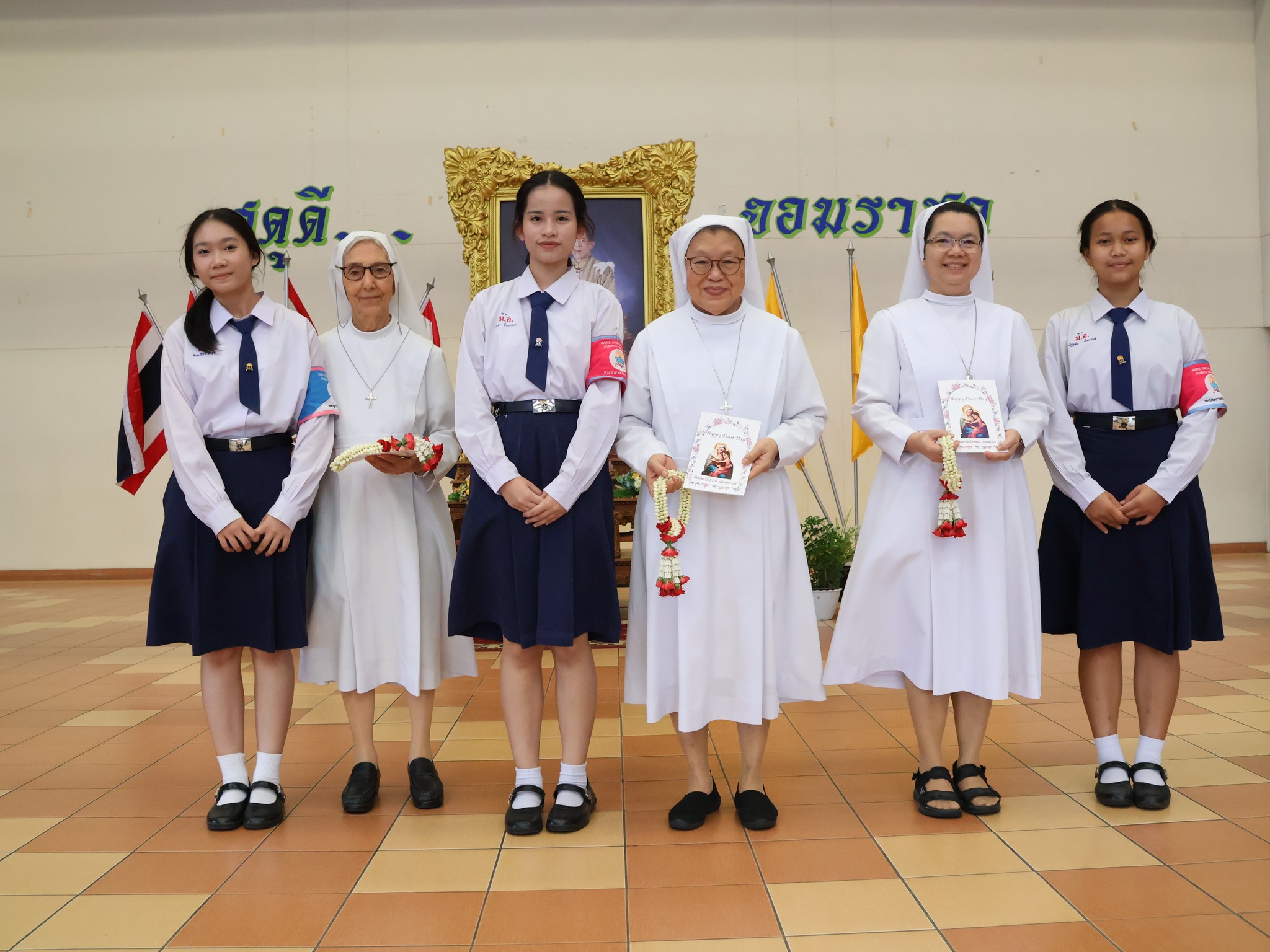 ร่วมแสดงความยินดีในโอกาสวันฉลองศาสนานามฉลองนักบุญอันนา